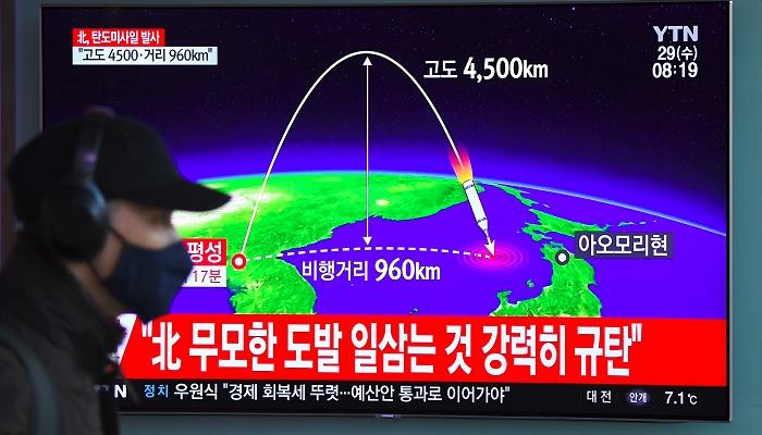 رسم توضيحي لمسار صاروخ كوريا الشمالية الباليستي