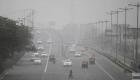 اختراع صيني لمواجهة تلوث بكين بـ15 مليون "مروحة يد" 