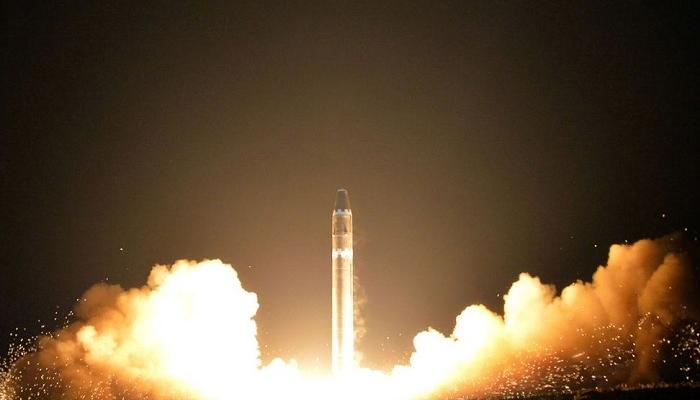 لحظة إطلاق صاروخ كوريا الشمالية الجديد
