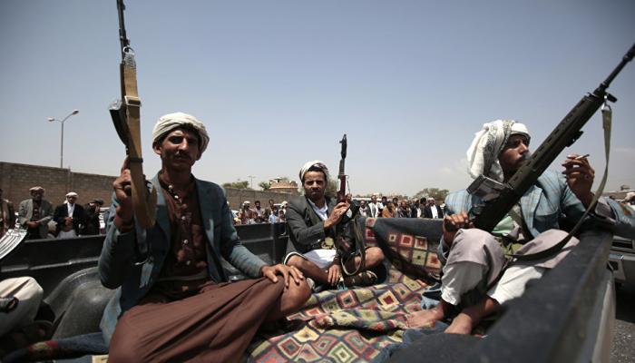 المليشيات الحوثية ترعب السكان فى صنعاء