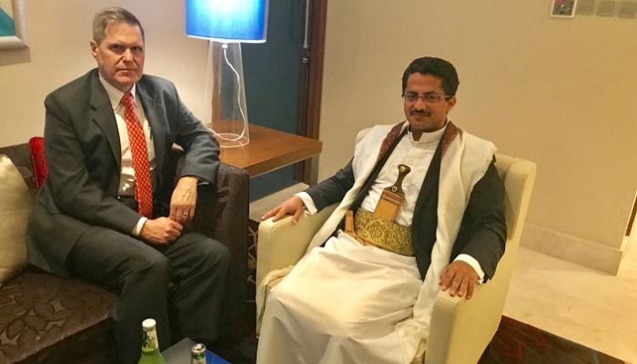 علي البخيتي مع السفير الأمريكي في اليمن