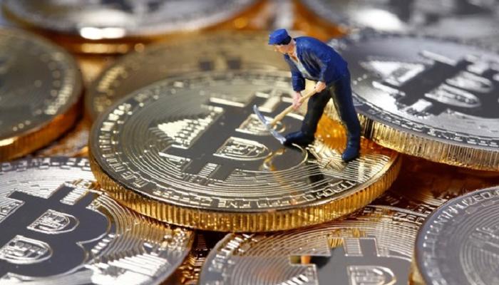 بيتكوين تعاود الصعود