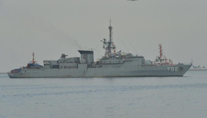 الفرقاطة السعودية خلال دخولها ميناء جدة