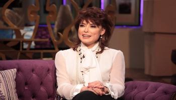 الفنانة أنوشكا