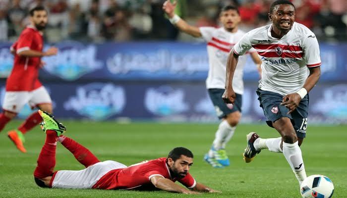 أحمد فتحي خلال مباراة الزمالك
