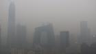 بكين تحظر المركبات كثيفة الانبعاثات لمكافحة التلوث