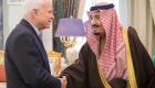 بالصور.. الملك سلمان وقادة السعودية يستقبلون جون ماكين