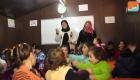 ماما فاطمة.. تعلم أطفالا سوريين لاجئين في لبنان مجانا