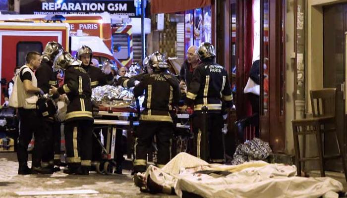 الشرطة في موقع إحدى العمليات الإرهابية بفرنسا