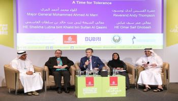 من مهرجان طيران الإمارات للآداب