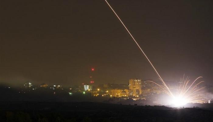 إطلاق صواريخ على مستوطنات غور الأردن.. وجيش الاحتلال يبحث عن المصدر 93-055137-jordan-israel-palestine-rocket_700x400