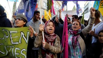 جانب من المظاهرات في أثينا - رويترز