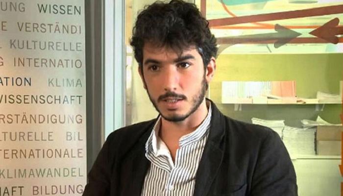 الصحفي الإيطالي جابرييل ديل جراندي