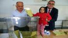 أطول وأقصر امرأة تصوتان فى استفتاء تركيا