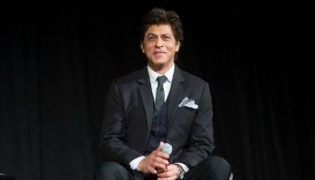 شاروخان يثير ضجة في سان فرنسيسكو