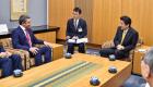 عبدالله بن زايد يلتقي رئيس وزراء اليابان