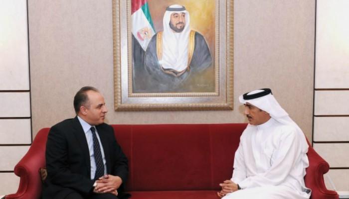 نائب وزير شؤون الرئاسة في الإمارات يستقبل السفير المصري