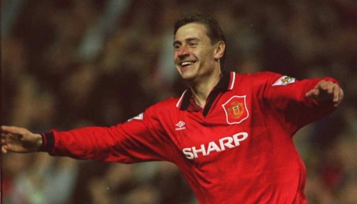 لاعب مانشستر يونايتد