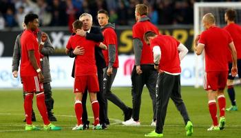 أنشيلوتي ولاعبو بايرن بعد الفوز