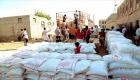 مساعدات الإمارات الغذائية تخفف معاناة أهالي ميفعة بشبوة اليمنية