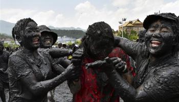 التلطخ بالوحل 