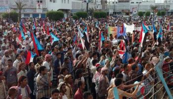 حشود جماهيرية في ساحة العروض بعدن 