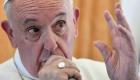 البابا منتقدا مناظرة ماكرون ولوبان: "كانا يتراشقان بالحجارة"