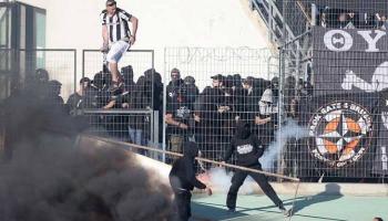 عنف بين الجماهير