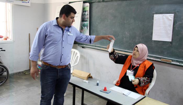 عملية التصويت في محليات 2017 (الوكالة الفلسطينية الرسمية