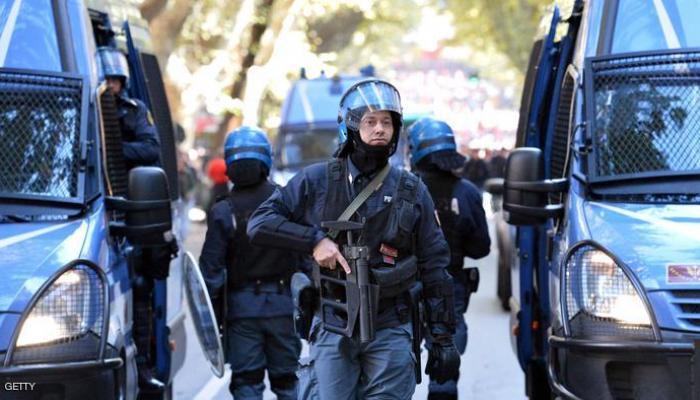 أفراد الشرطة الإيطالية (صورة أرشيفية)