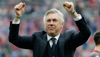 أنشيلوتي يحتفل بفوز بايرنبا