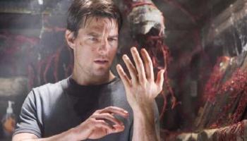 توم كروز في مشهد من المومياء