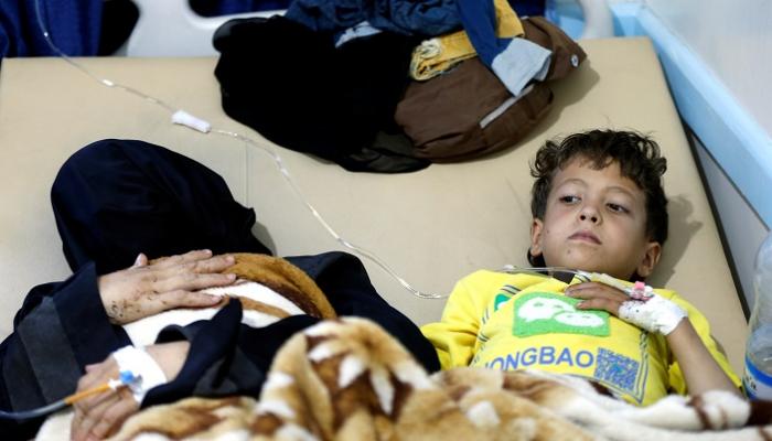 الكوليرا تنافس الحوثيين في قتل اليمنيين