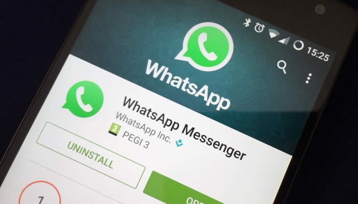 غرامة على فيسبوك بسبب واتساب - أرشيفية