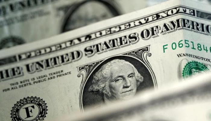 الدولار يتجه لتسجيل أسوأ أداء أسبوعي في 10 أشهر