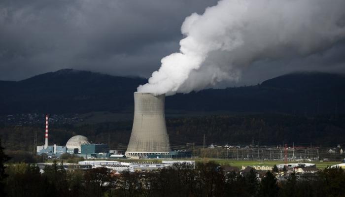 أحد المفاعلات النووية بسويسرا (الفرنسية)