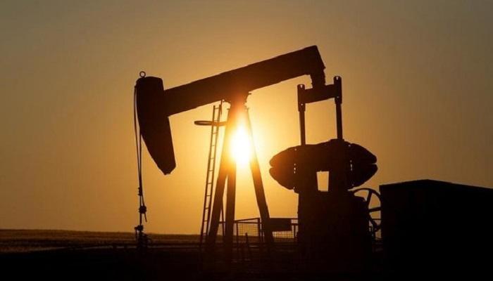 ارتفاع النفط مع توقعات بتمديد خفض الإنتاج 