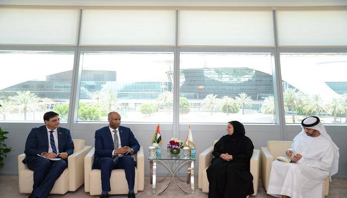 الشيخة لبنى بنت خالد القاسمي وزيرة دولة للتسامح بدولة الإمارات برفقة الوفد الكندي