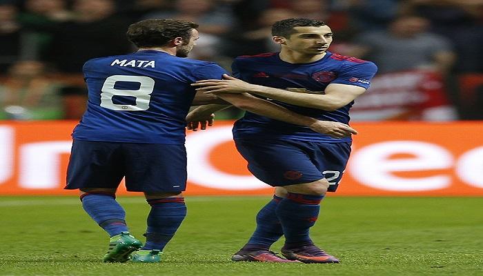 الحكم الرابع في نهائي "يوروبا ليج" يستبدل لاعب احتياطي بأخر