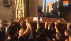 بالصور.. المصريون يشيعون ضحايا هجوم المنيا الإرهابي