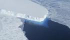 جبل جليدي ضخم يوشك على التفتت قبالة القارة القطبية الجنوبية
