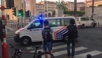 الشرطة البلجيكية في موقع الهجوم - رويترز