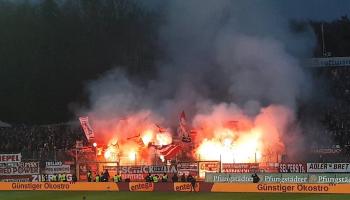 الألعاب النارية في مدرجات بايرن