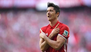 وكيل ليفاندوفسكي يحسم مصيره مع البايرن