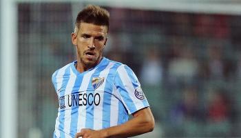 كاماتشو بقميص مالاجا