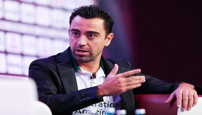 تشافي ينتقد إدارة برشلونة