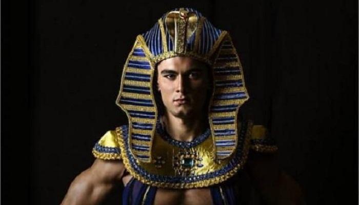 المصري مصطفى جلال يتوج ملك جمال العالم 