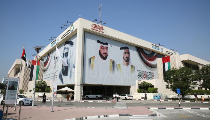 إنجازات هيئة كهرباء ومياه دبي أضيفت لكتاب السياسات العامة