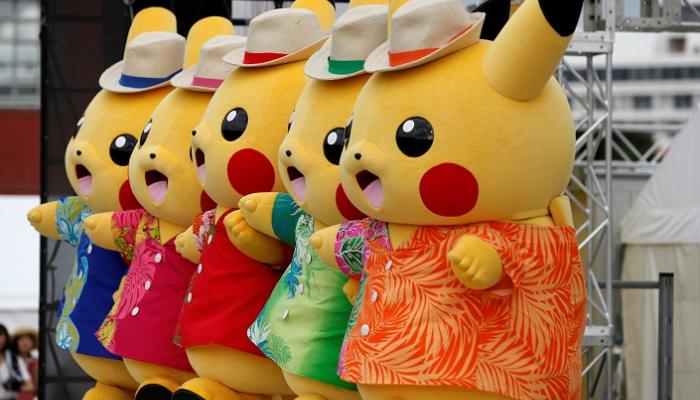 شخصيات لعبة بوكيمون جو في مهرجان باليابان - رويترز