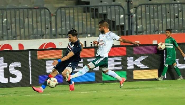 مشجعي الزمالك يهاجمون ثلاثي الفريق بعد الخروج من الكأس